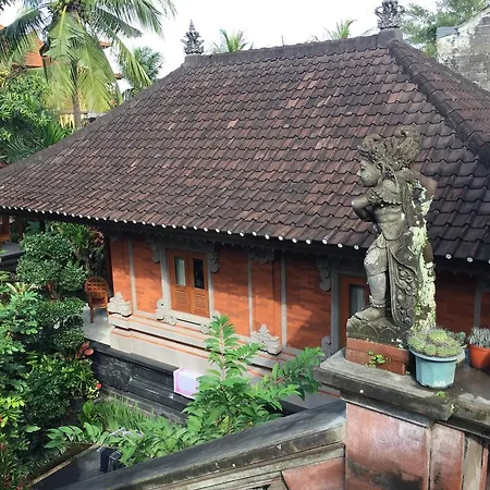 Wahyu Bungalows With Garden View