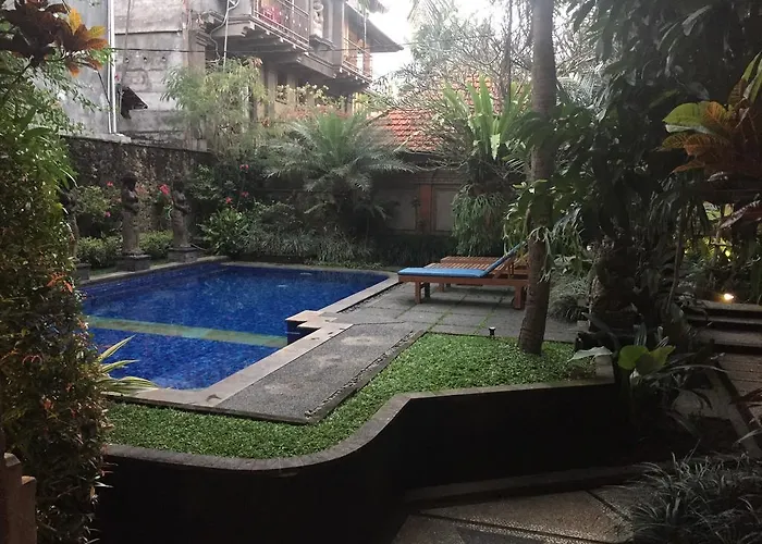 Pensión Wahyu Bungalows With Garden View Ubud