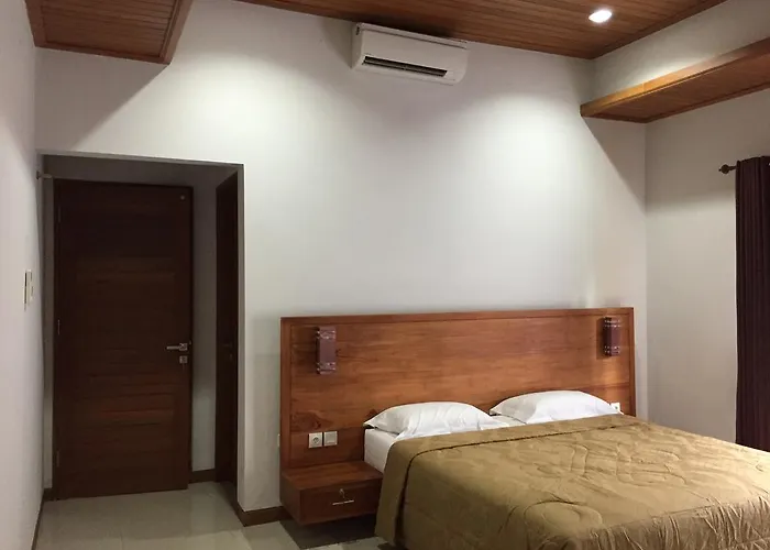 Wahyu Bungalows With Garden View