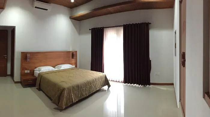 Wahyu Bungalows With Garden View Pensión 4*